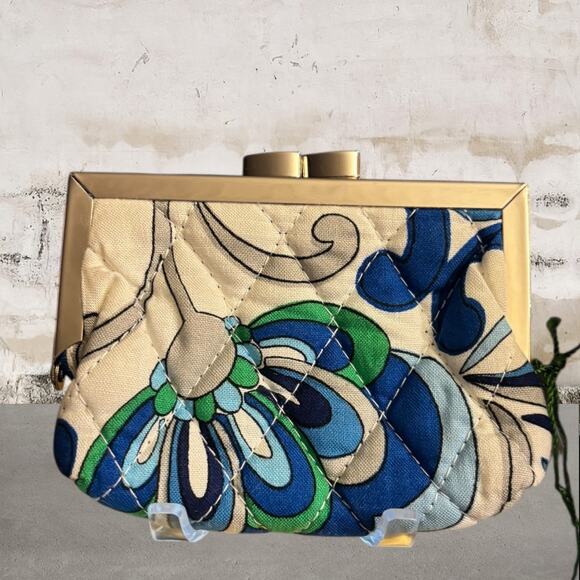 VERA BRADLEY NWT Kisslock Coin Mediterranean White RARE & RETIRED or Mask - Picture 3 of 5